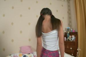 白嫩的肚脐被虐vk