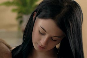 老头猛挺进小雯的体内视频