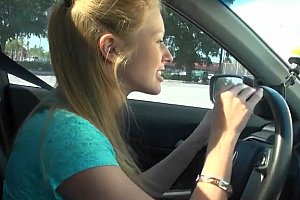 玩肚脐嗯啊高潮vk